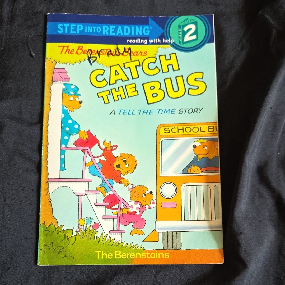 🩷3 For $10🩷The Berenstain Bears Catch the Bus Children's Book